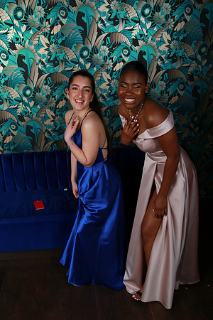 PROM 2019-9082