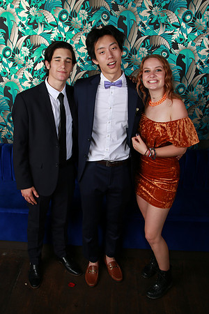 PROM 2019-8429