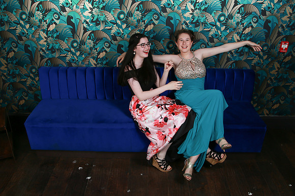 PROM 2019-7993