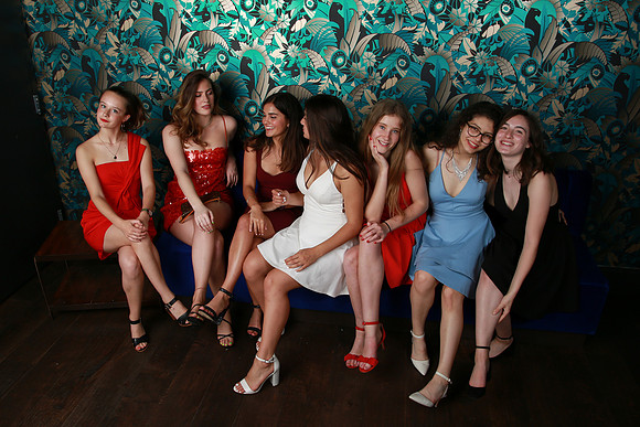 PROM 2019-8611