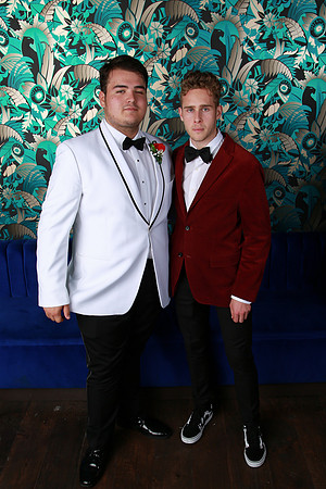 PROM 2019-8336