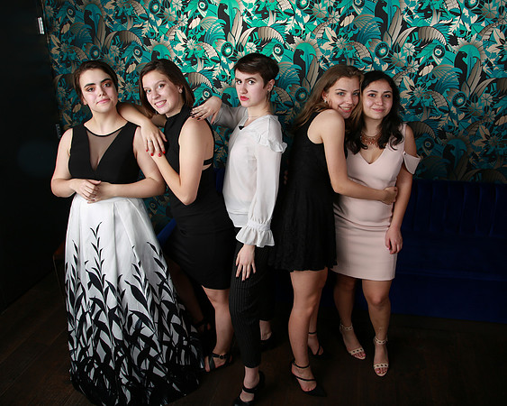 PROM 2019-8568