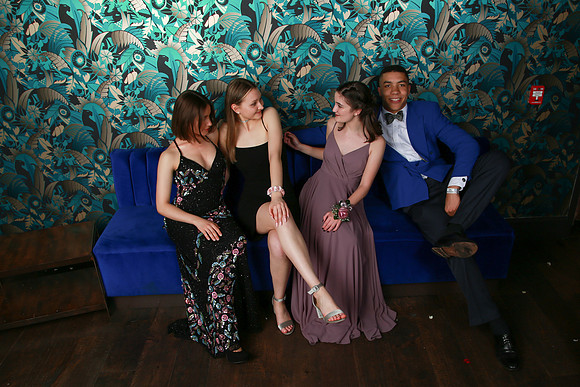 PROM 2019-8904
