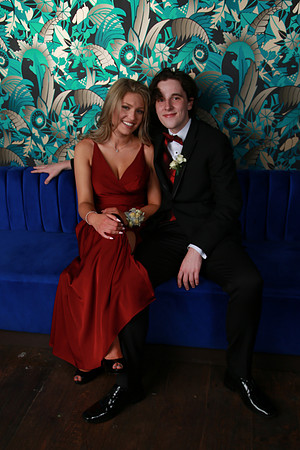 PROM 2019-8276