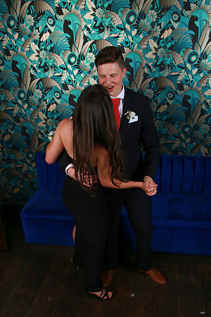 PROM 2019-7966