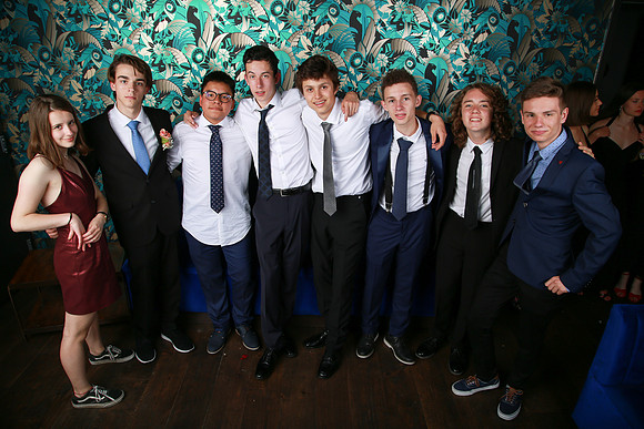 PROM 2019-8444