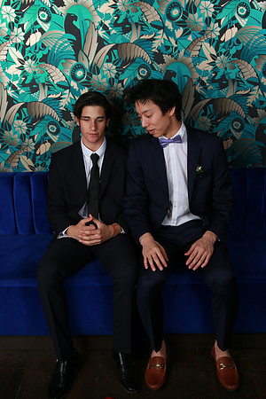 PROM 2019-8423