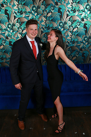 PROM 2019-7962