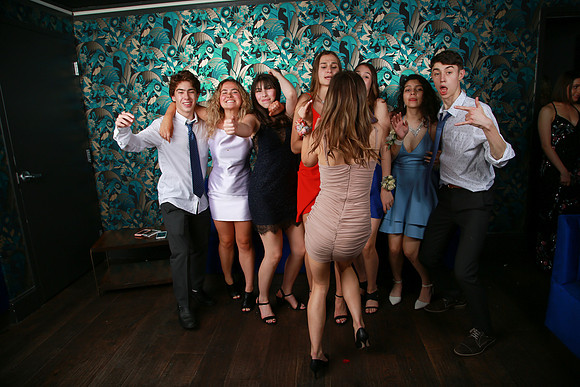 PROM 2019-8822