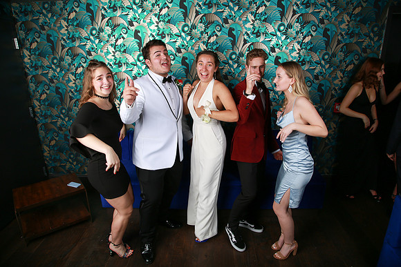 PROM 2019-8290