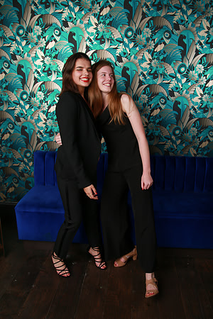 PROM 2019-8214