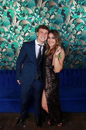 PROM 2019-8068