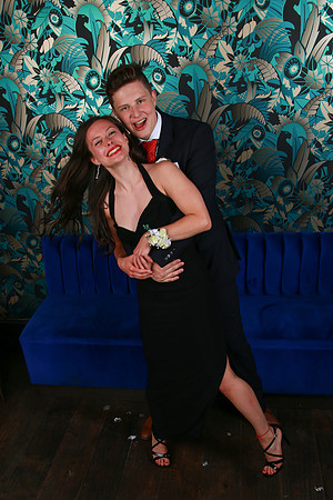 PROM 2019-7970