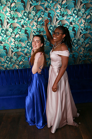 PROM 2019-9056