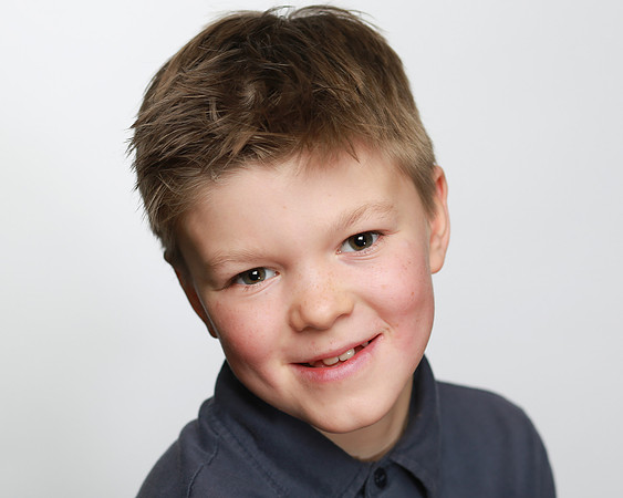 ZIOL, OLIVER-0900