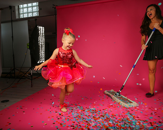 COLL DANCE 20246482