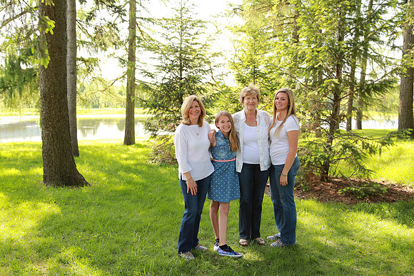 VIV SML UNEDITED-2L5A6216