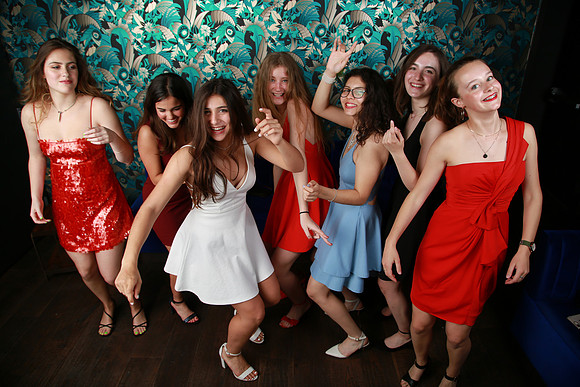 PROM 2019-8606