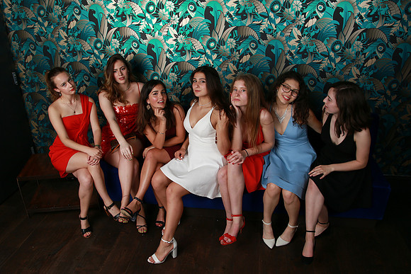 PROM 2019-8609