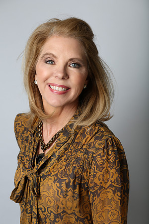 KRISTIN-2L5A3780
