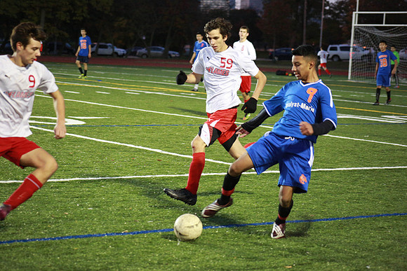 LFC BOYS SOC-1624