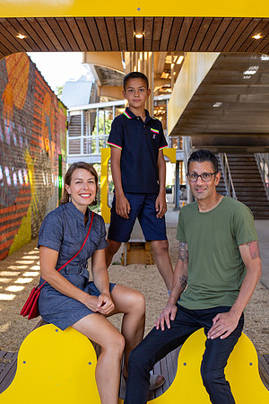SURI FAMILY-7681