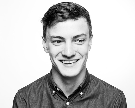 B+W POWERS JOE-0190