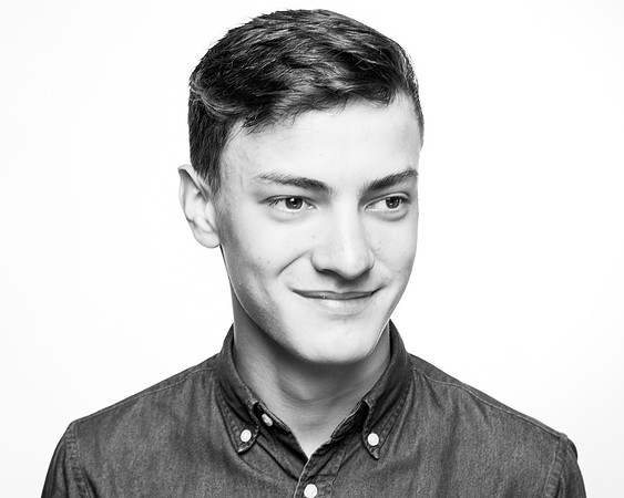 B+W POWERS JOE-0176
