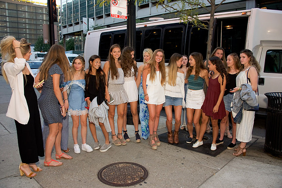 MAURA'S 16TH-7553