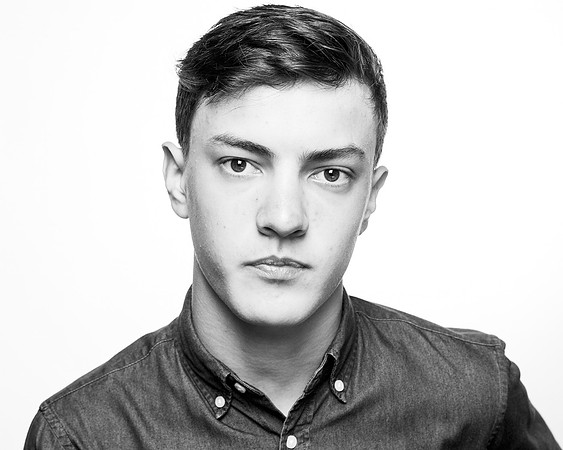 B+W POWERS JOE-0164