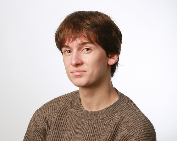 QUENTIN-9676