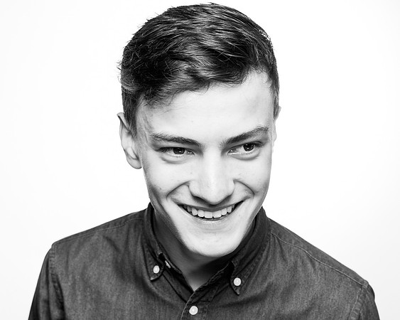 B+W POWERS JOE-0178