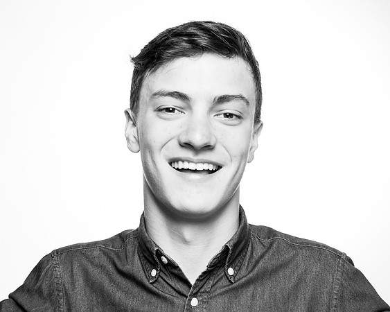 B+W POWERS JOE-0231