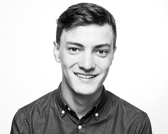 B+W POWERS JOE-0185