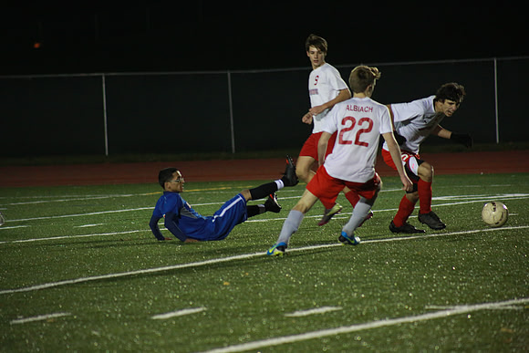 LFC BOYS SOC-2120