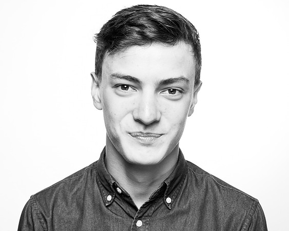 B+W POWERS JOE-0181
