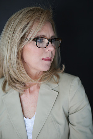 KRISTIN-2L5A3905