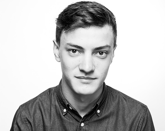 B+W POWERS JOE-0137