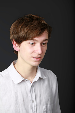 QUENTIN 9438 2