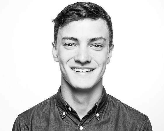 B+W POWERS JOE-0180