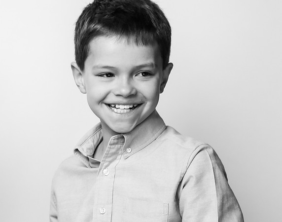 BEAU 11x14 B+W  HORIZ-2L5A8960