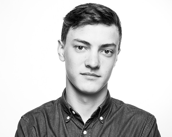 B+W POWERS JOE-0218