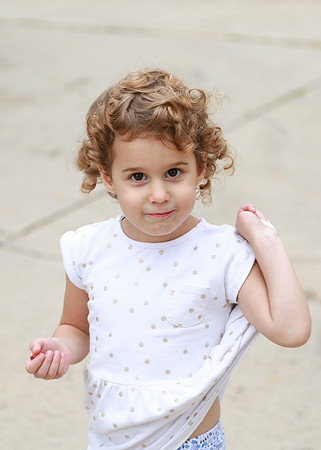 HOLLY-5068